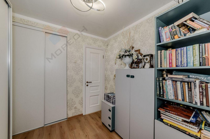 4-комн квартира Пушкина ул, 5