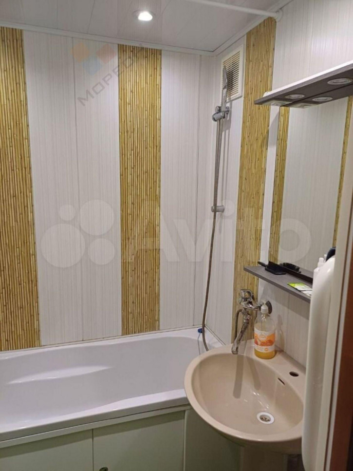 3-комн квартира Армавирская ул, 60