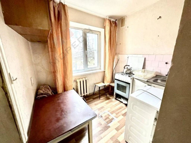 2-комн квартира Благоева ул, 7