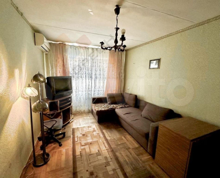 2-комн квартира Благоева ул, 7