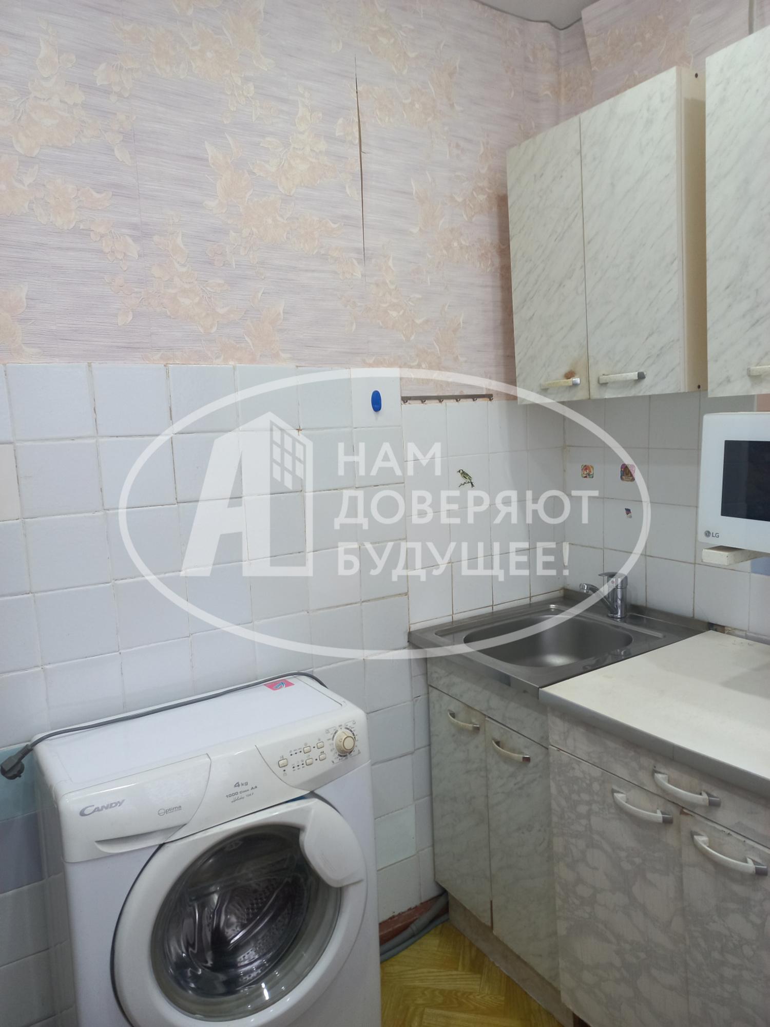 Купить квартиру за 3 000 000 рублей на Коммунистическая улица, 15