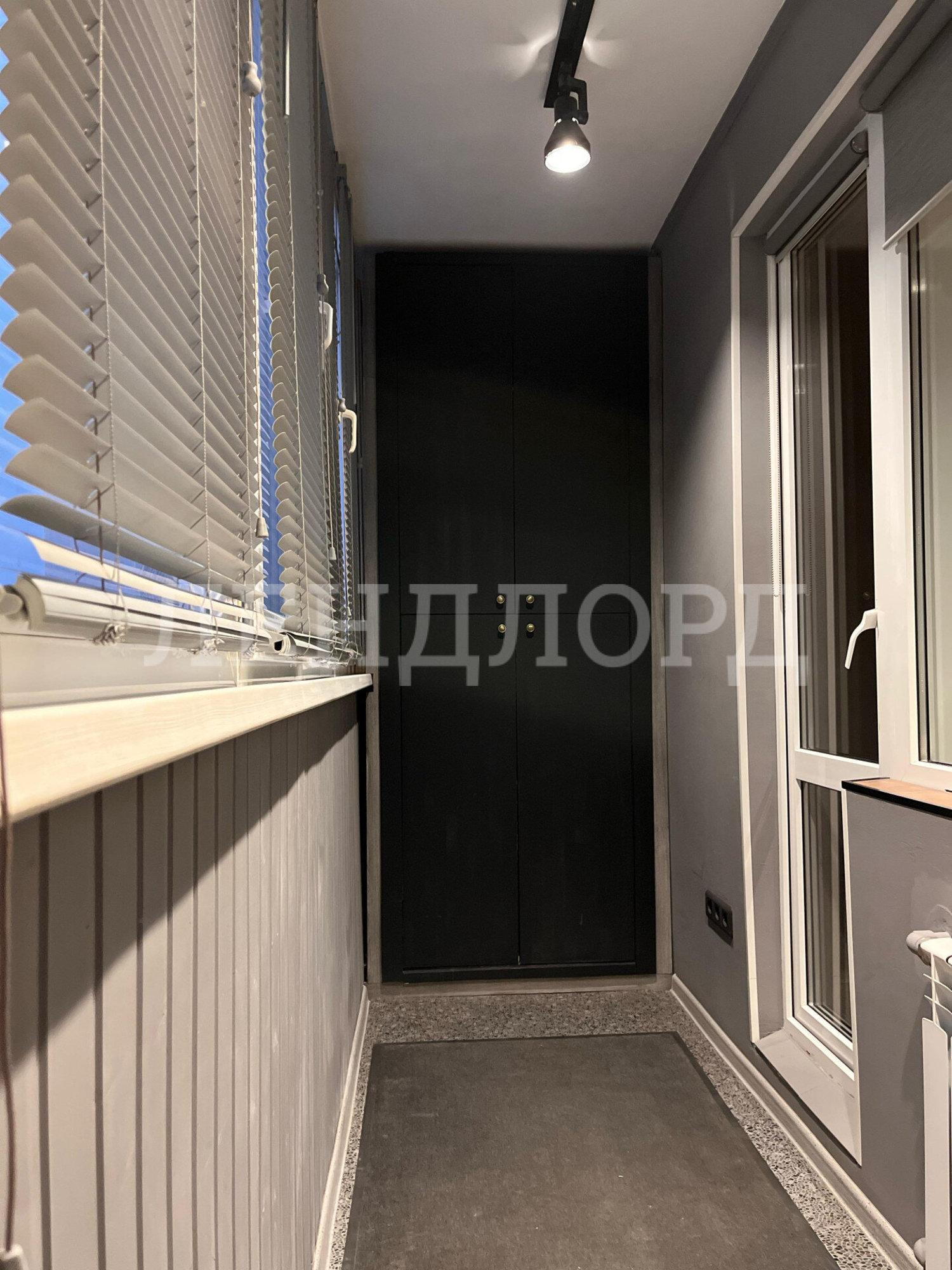 Купить квартиру за 10 600 000 рублей на Портовая улица, 458/52