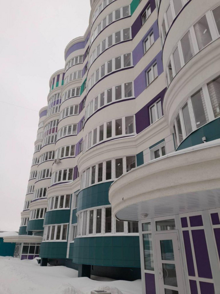 2-комн квартира в новом доме Самоцветы мкр, 3