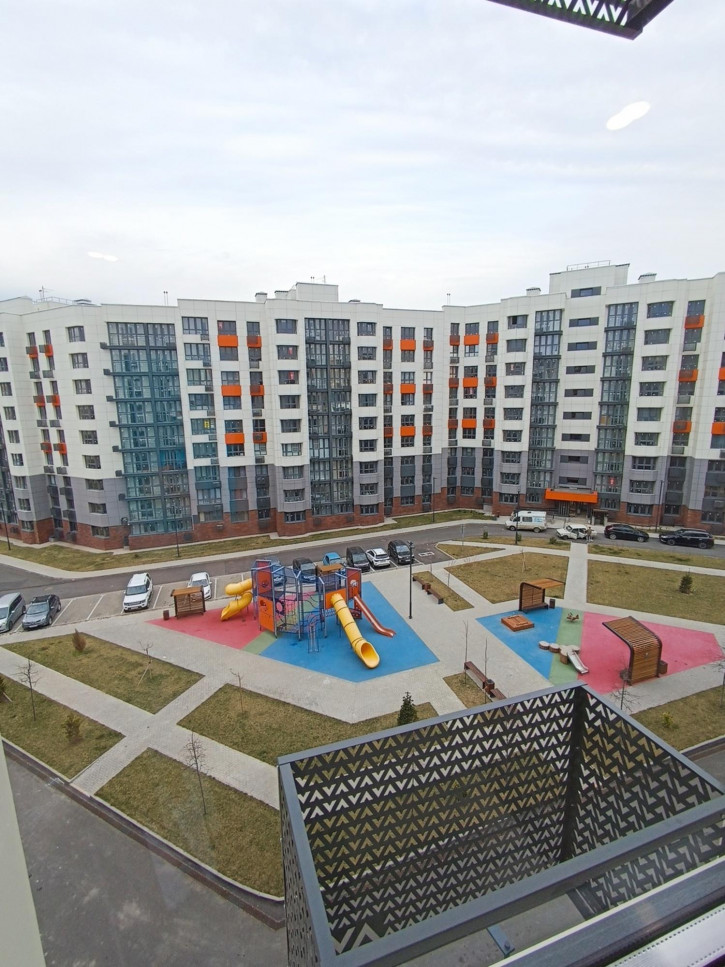 2-комн квартира улица Крылова, 13к3