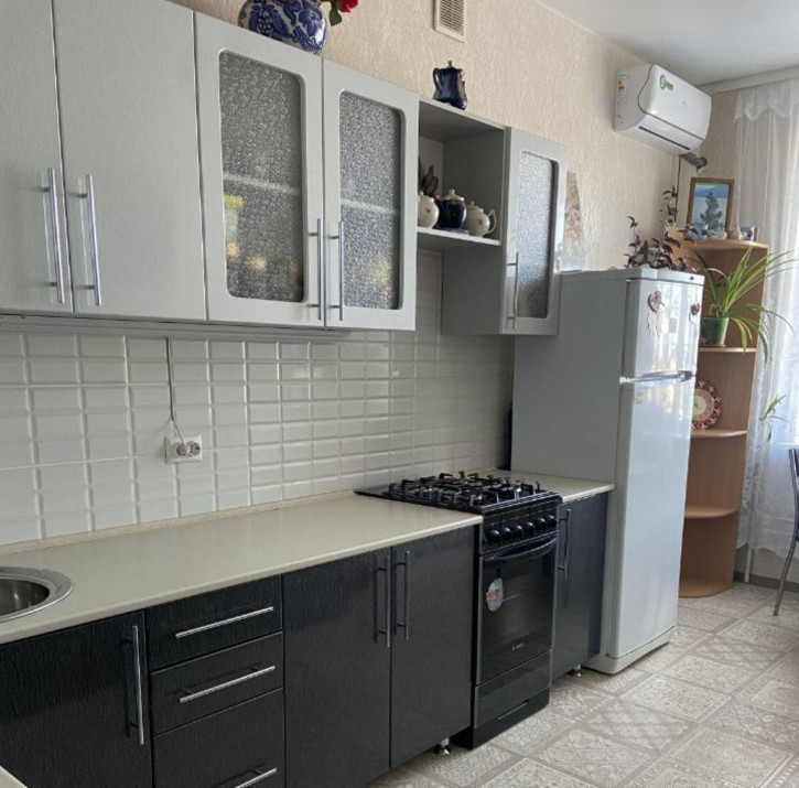 1-комн квартира в новом доме Полтавская 8
