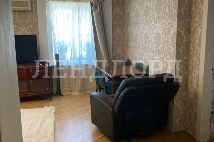 4-комн квартира Красноармейская улица, 210/117