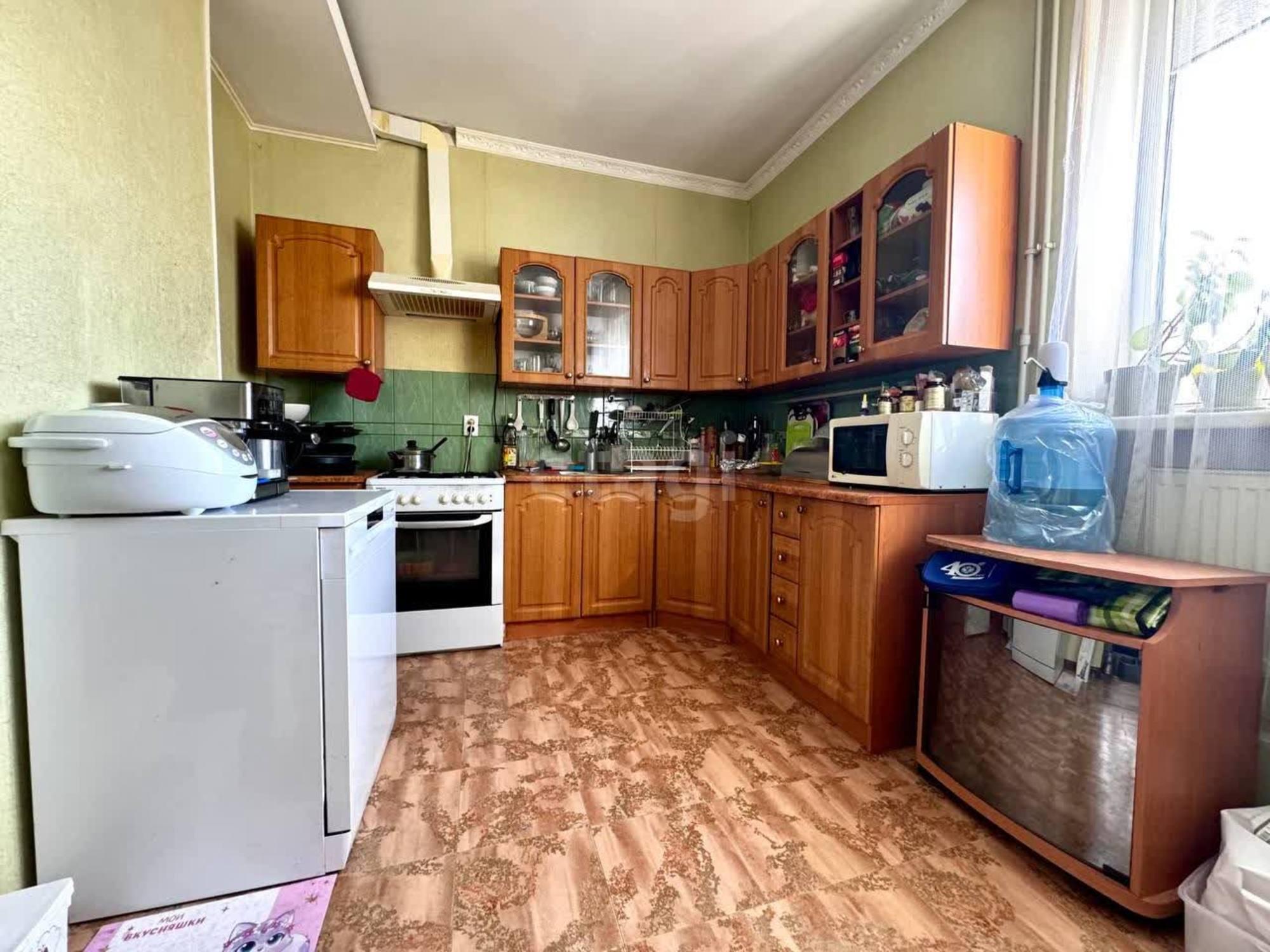 Купить дачу, дом, коттедж за 10 500 000 рублей на Симферополь