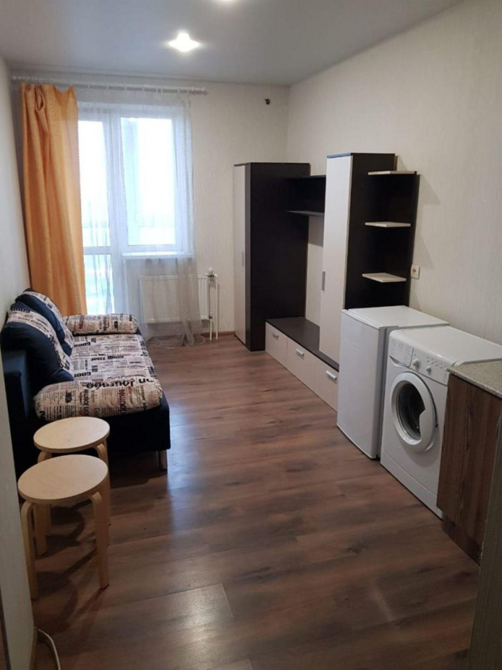 1-комн квартира Крупской ул, 1