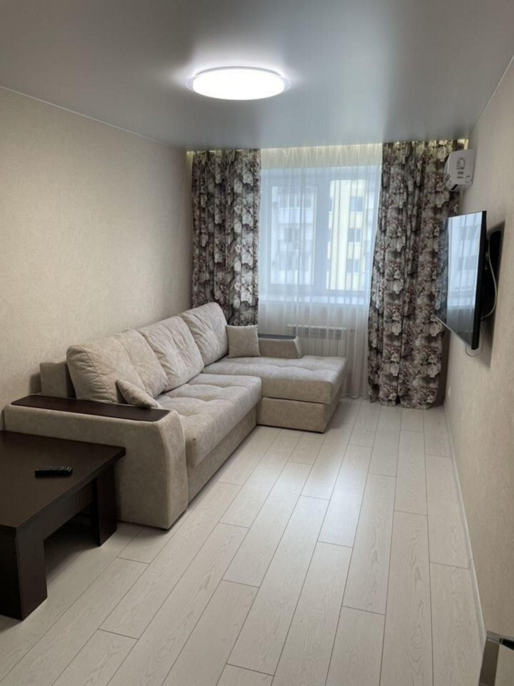 2-комн квартира Блинова ул, 52В