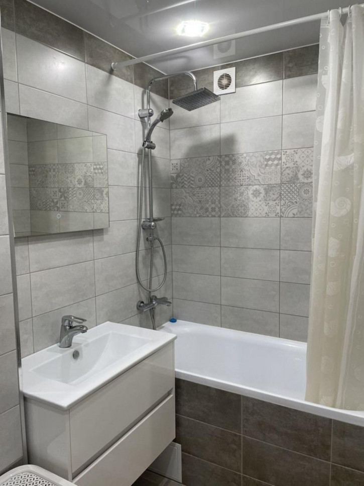 2-комн квартира Блинова ул, 52В