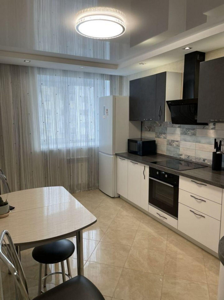 2-комн квартира Блинова ул, 52В