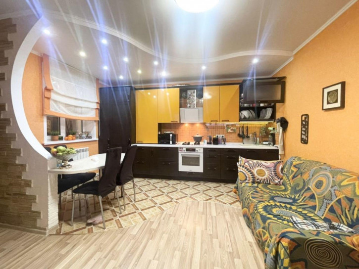 2-комн квартира Горицкий пер, 2а