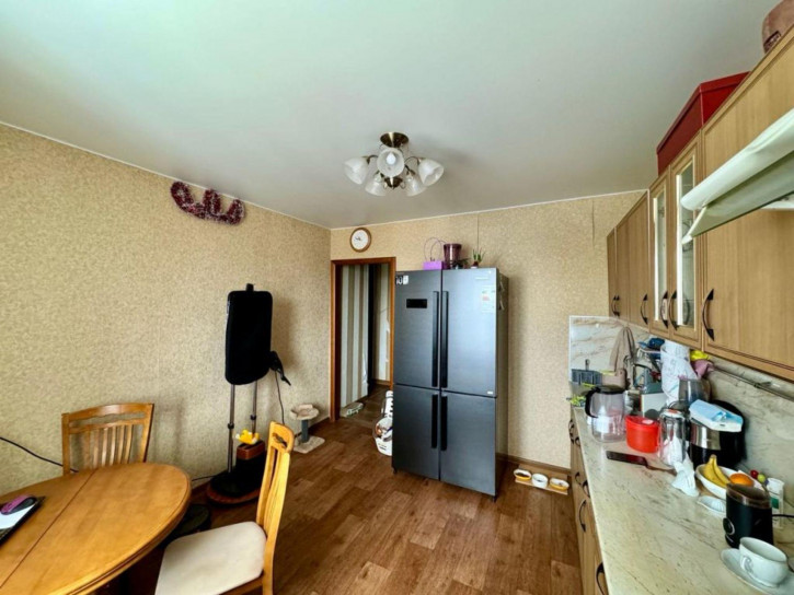 2-комн квартира Октябрьская ул, 1