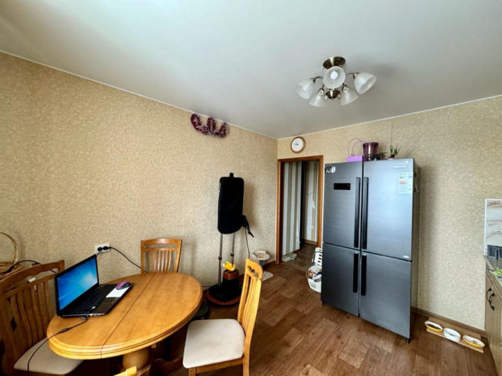 2-комн квартира Октябрьская ул, 1