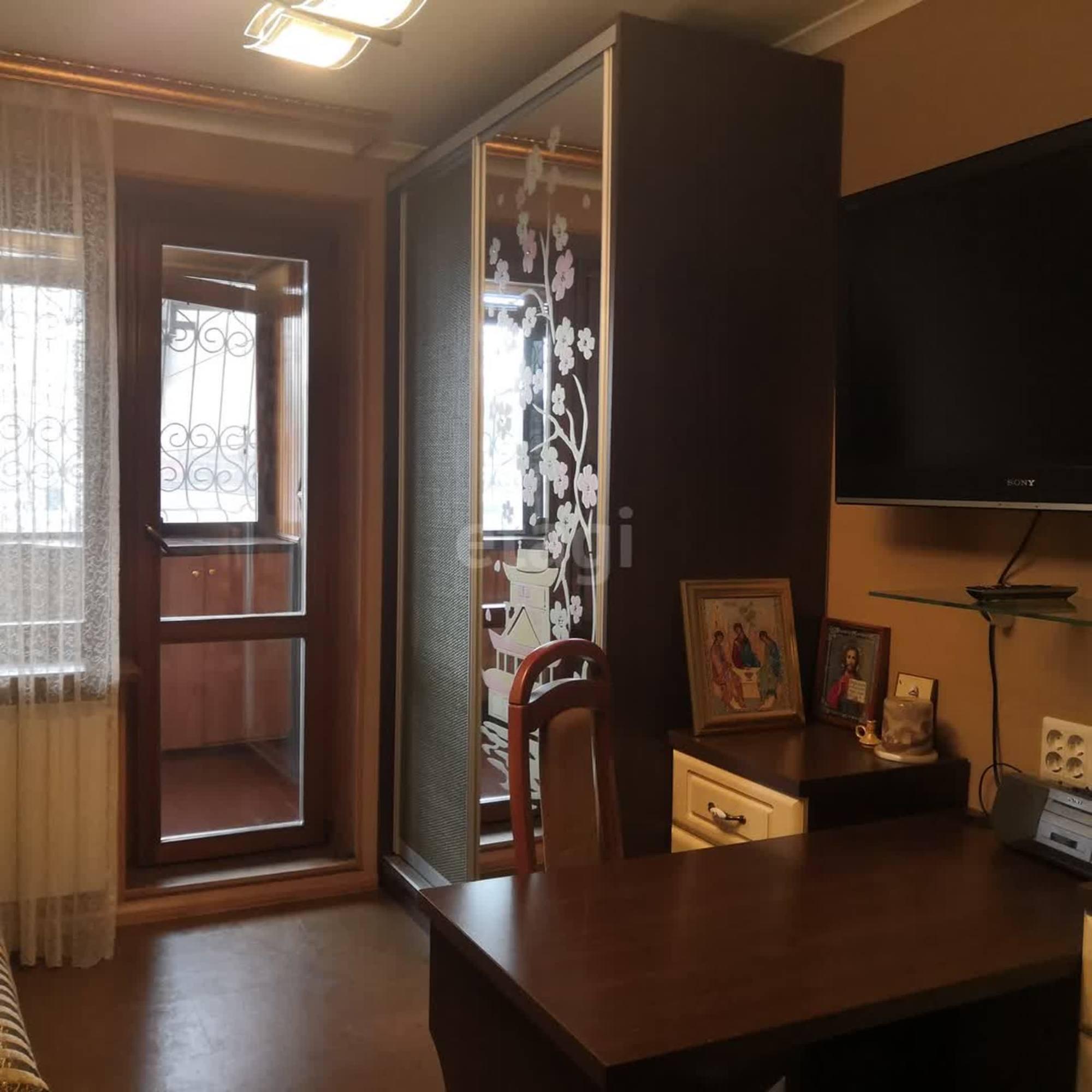 Купить квартиру за 4 400 000 рублей на Авиационная улица