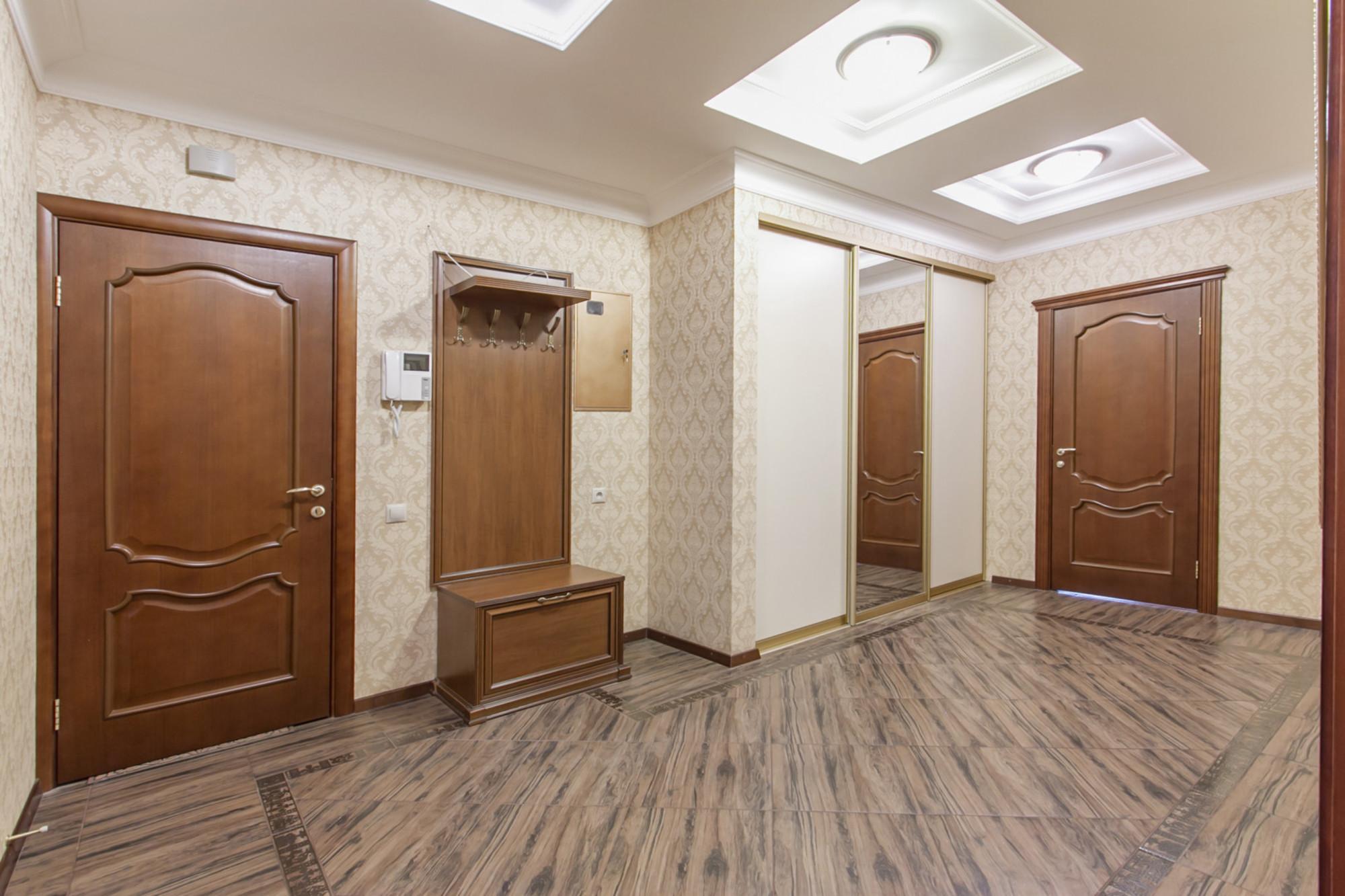 Купить квартиру за 27 000 000 рублей на Театральная ул., 2