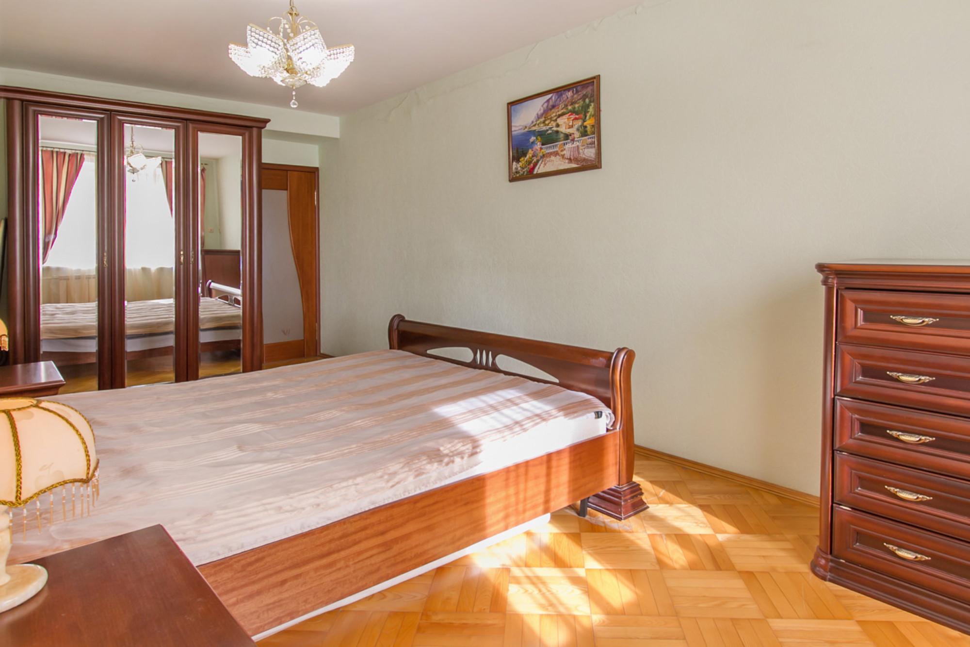 Купить квартиру за 11 500 000 рублей на Старых Большевиков ул., 92А