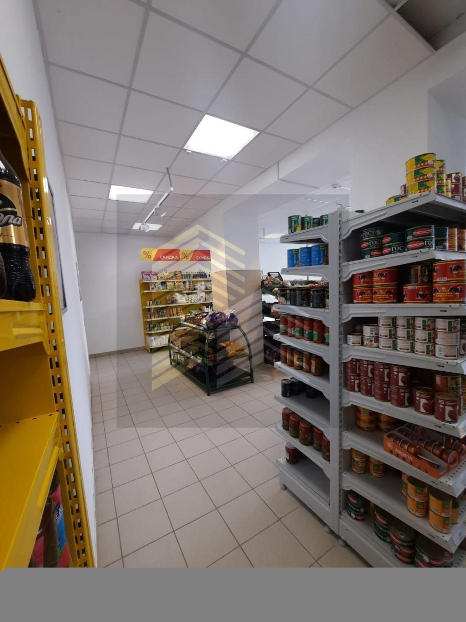 Купить торговое помещение за 27 000 000 рублей на Журавлинская улица, 20