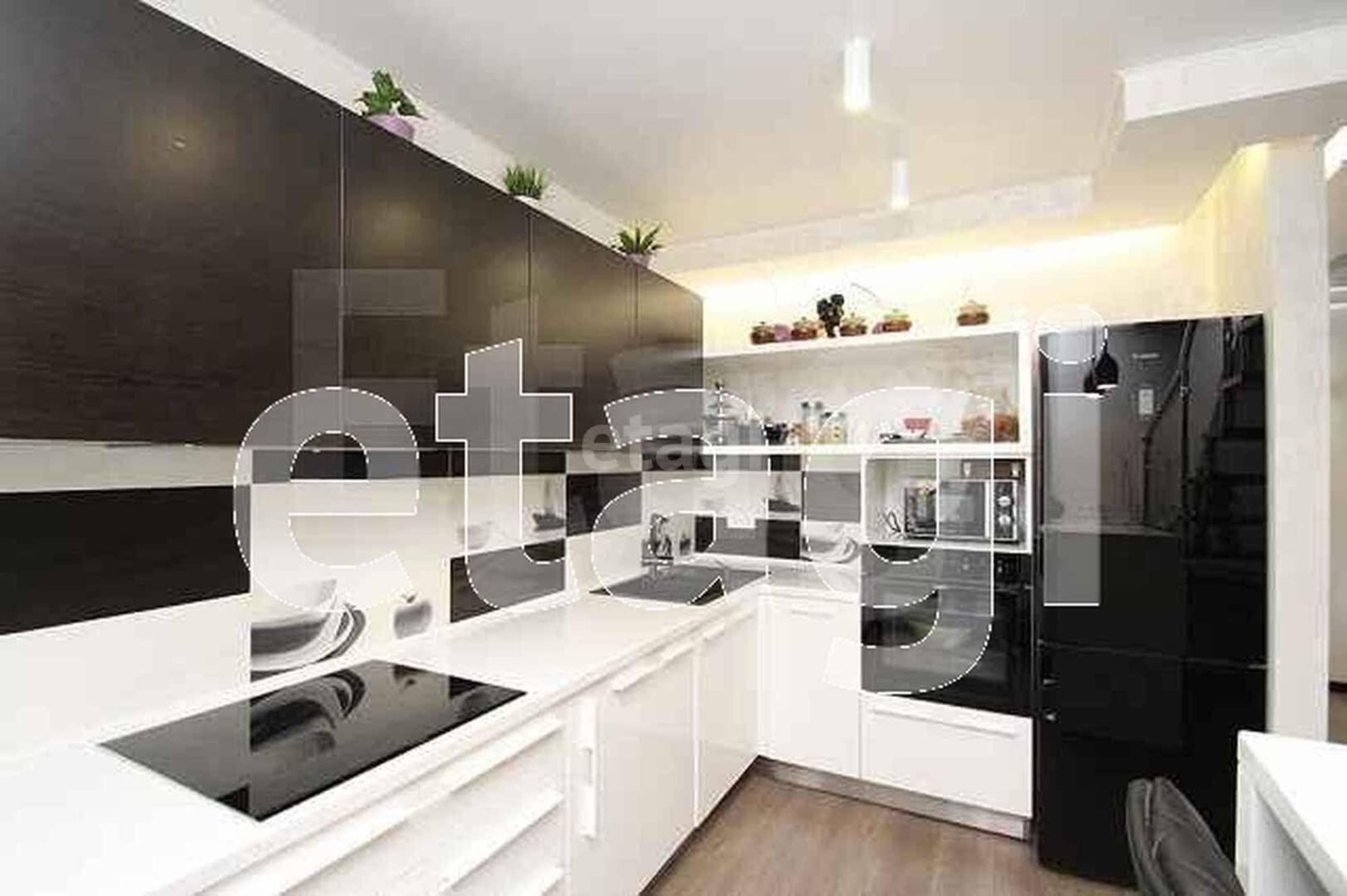 Купить квартиру за 14 500 000 рублей на Самарцева, 30