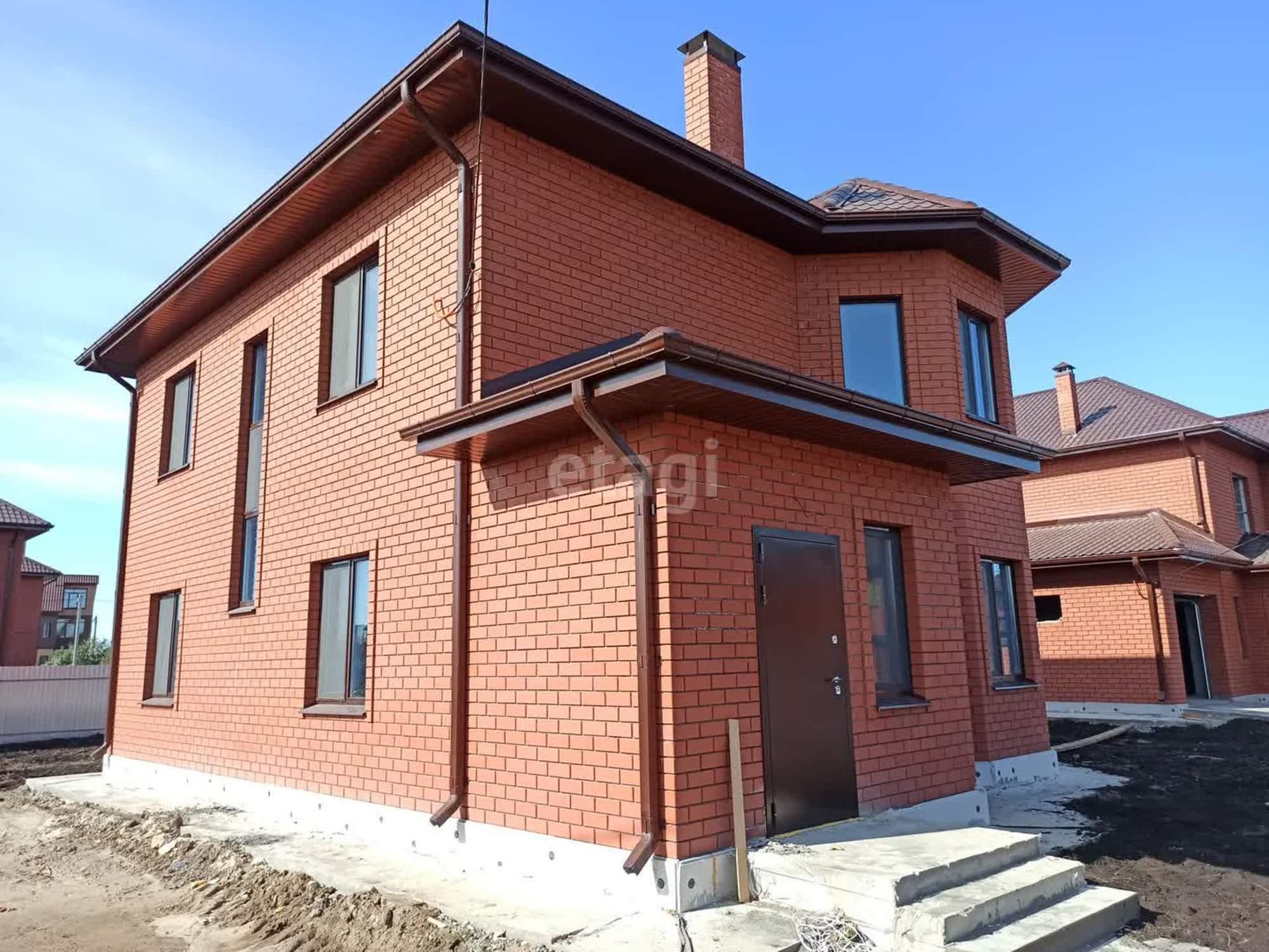 Купить дачу, дом, коттедж за 15 800 000 рублей на Футбольный пр., 23