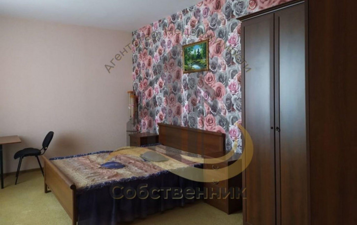 3-комн квартира Степной мкр, 1