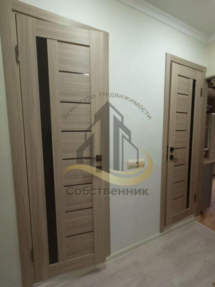 2-комн квартира Конева мкр, 1