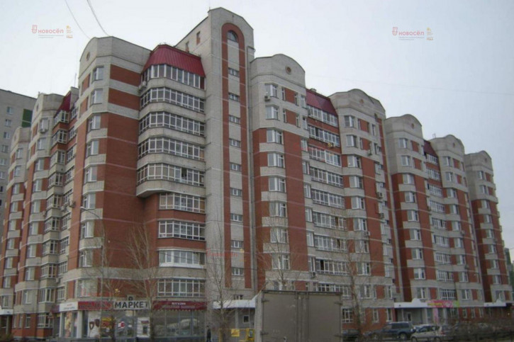3-комн квартира Высоцкого 36