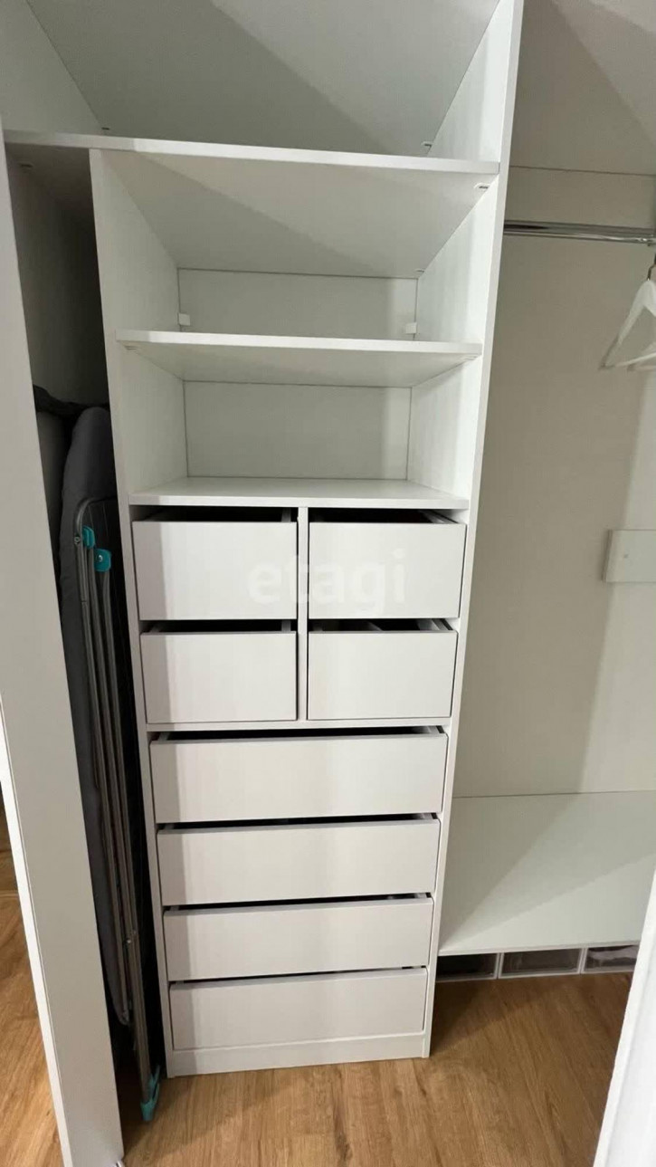 2-комн квартира Газовиков, 65