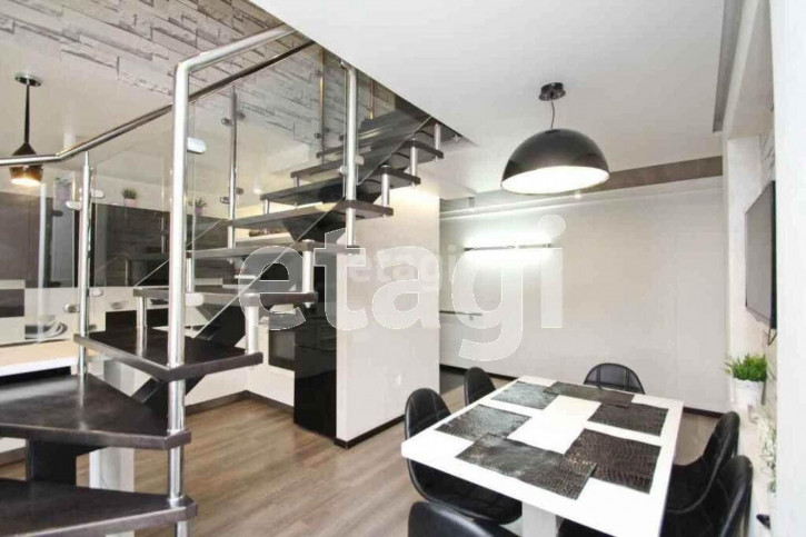 4-комн квартира Самарцева, 30