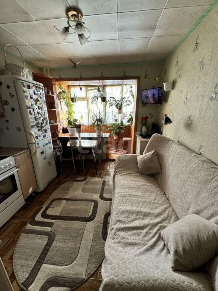 2-комн квартира Мельникайте, 67