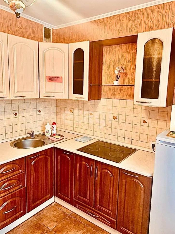 1-комн квартира Пермякова, 76