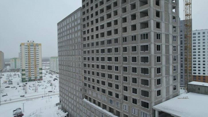 3-комн квартира в новом доме Лесопарковая, 1/2