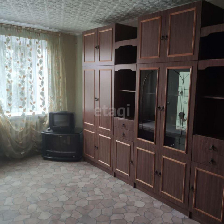 3-комн квартира Суворова, 9