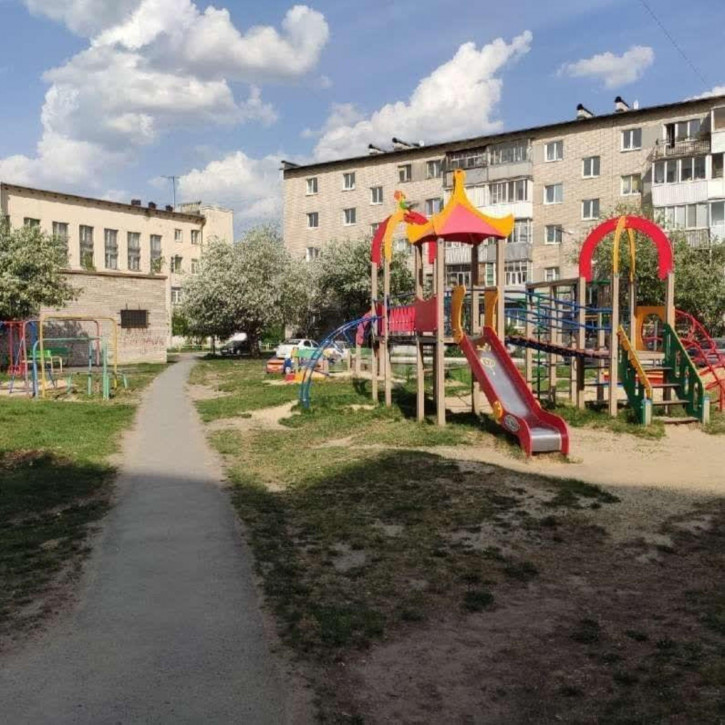 3-комн квартира Суворова, 9