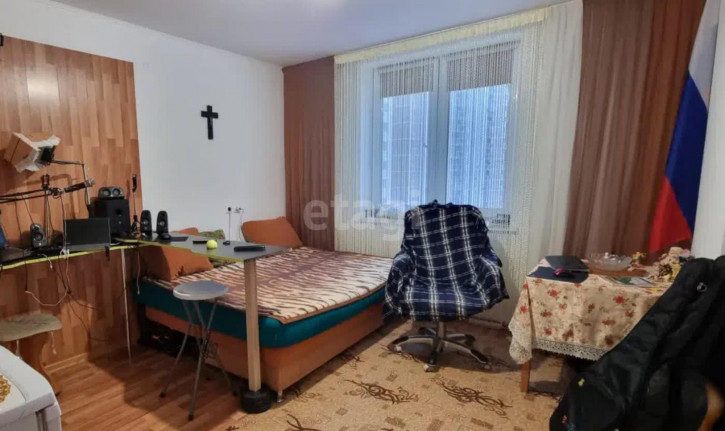 2-комн квартира Анатолия Мехренцева, 3