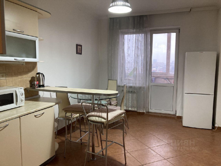 Комната улица Передерия, 64,  д. 64