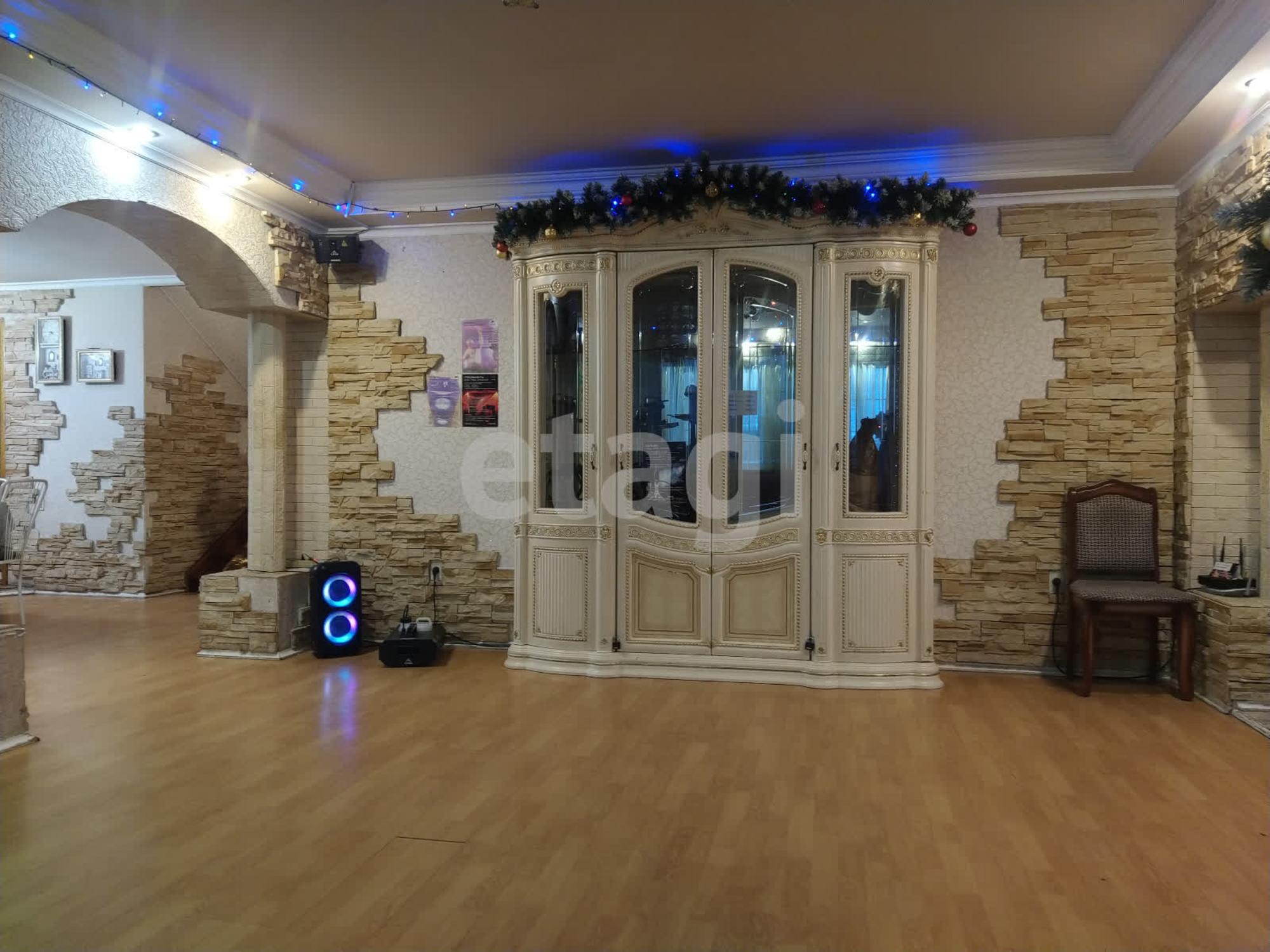 Купить дачу, дом, коттедж за 29 999 000 рублей на улица Куйбышева