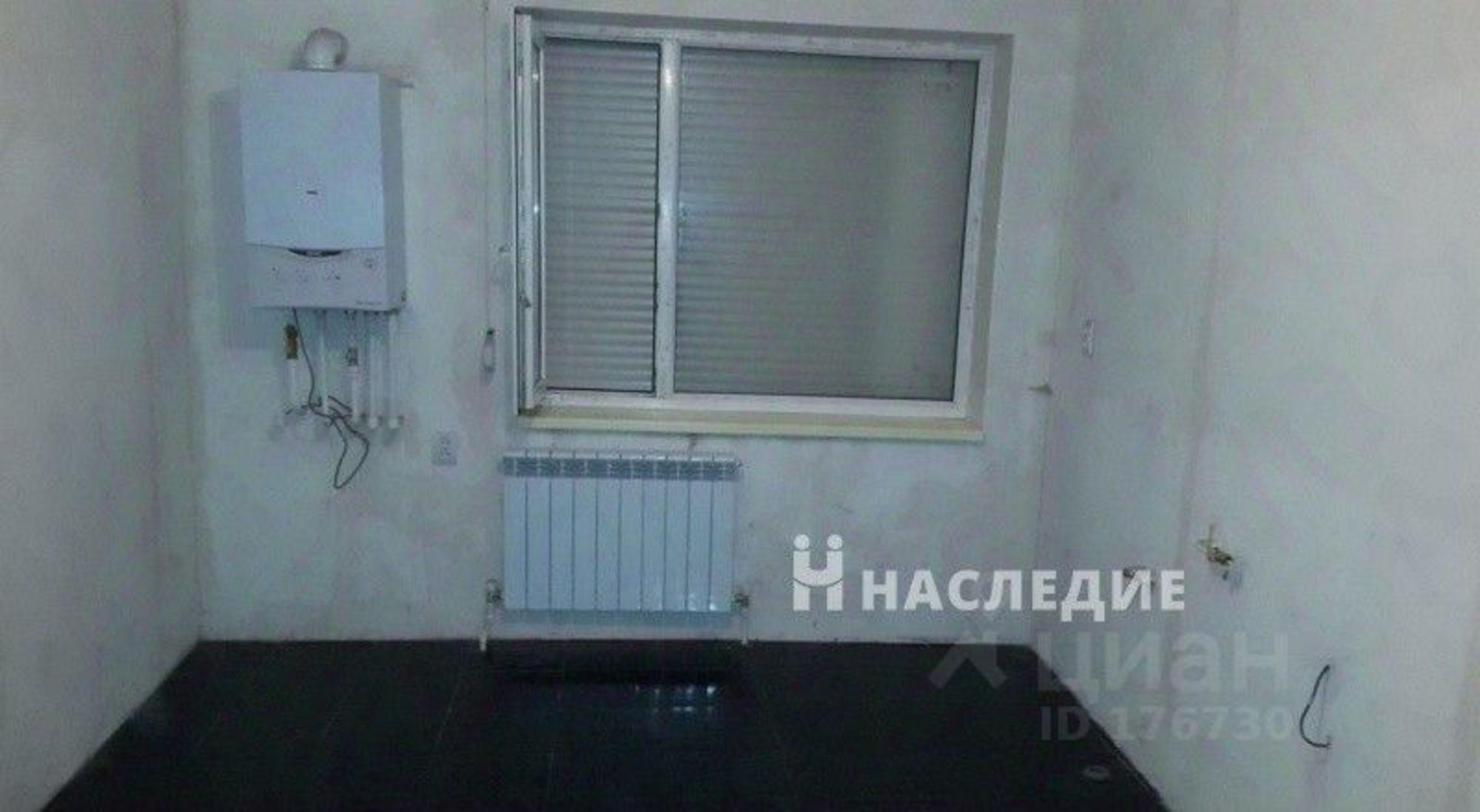Купить комнату за 5 700 000 рублей на Петровская улица, 67А
