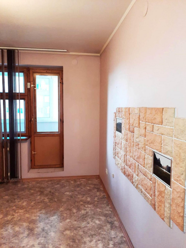 4-комн квартира Демократическая улица, 35