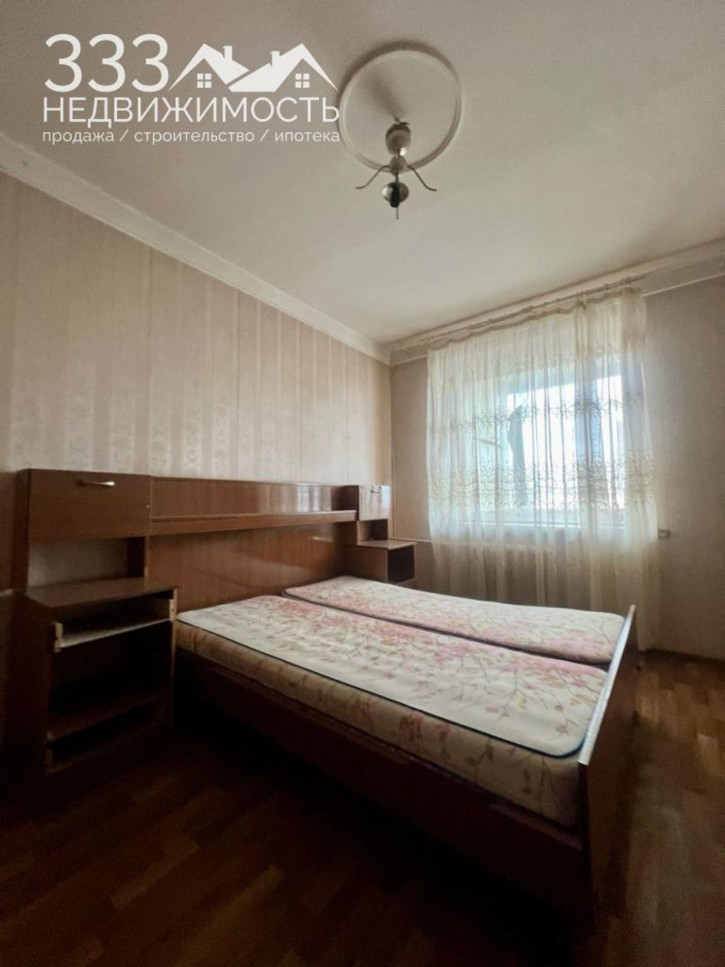 4-комн квартира Владикавказская ул, 35