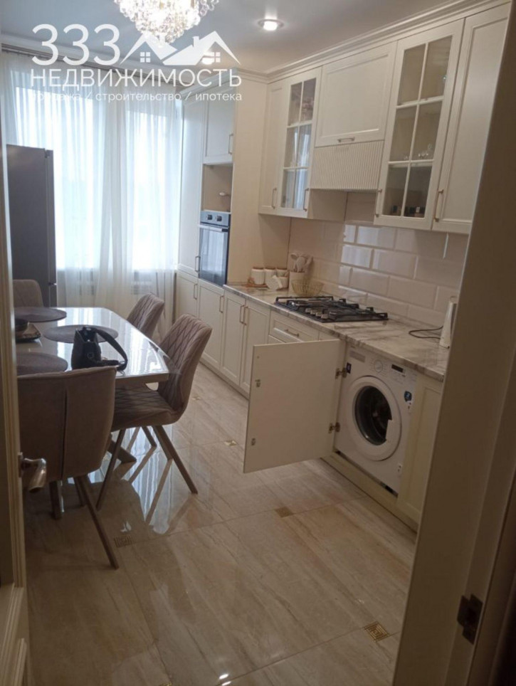 2-комн квартира Зураба Магкаева ул, 83К2