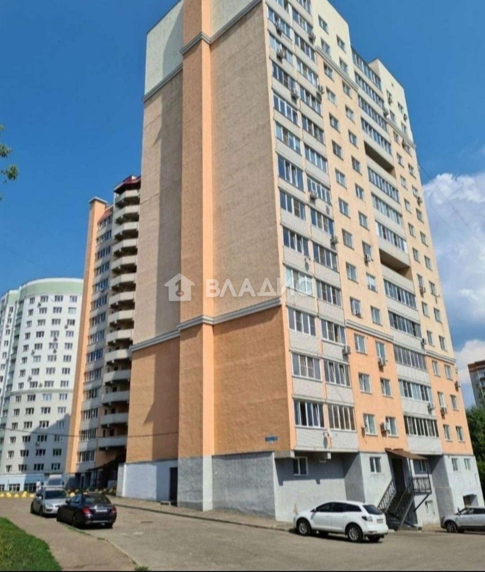 Купить офис, помещение под офис за 15 100 000 рублей на Университетская улица