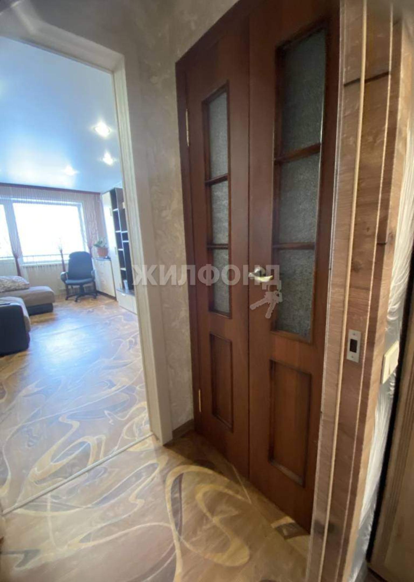 Купить квартиру за 5 590 000 рублей на Шахтеров проспект, д.17