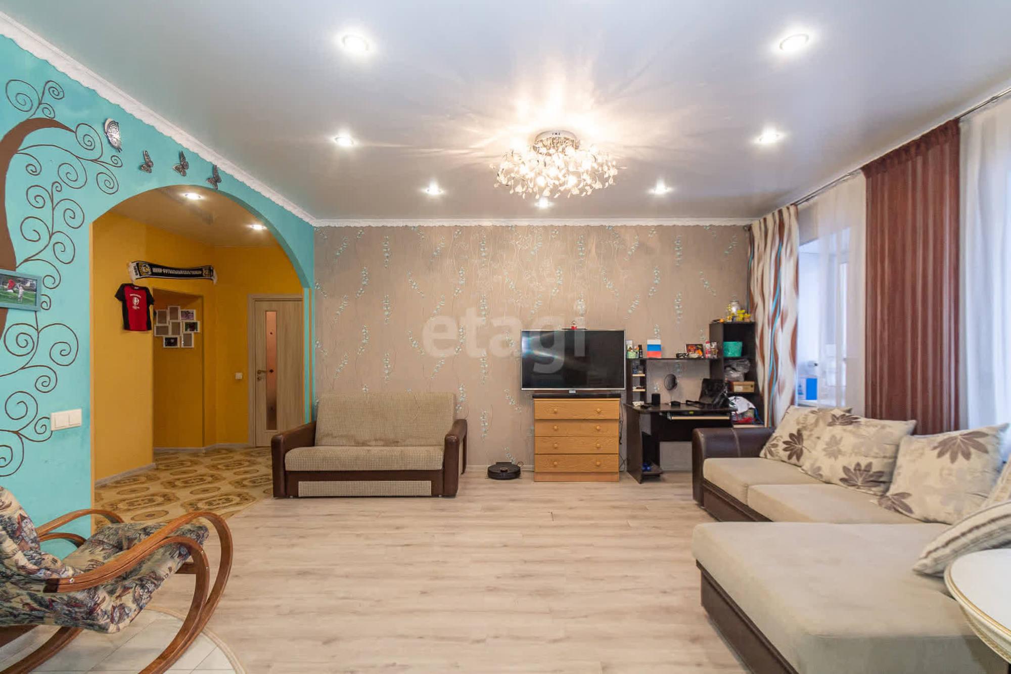 Купить квартиру за 9 606 000 рублей на Пригородная, 27