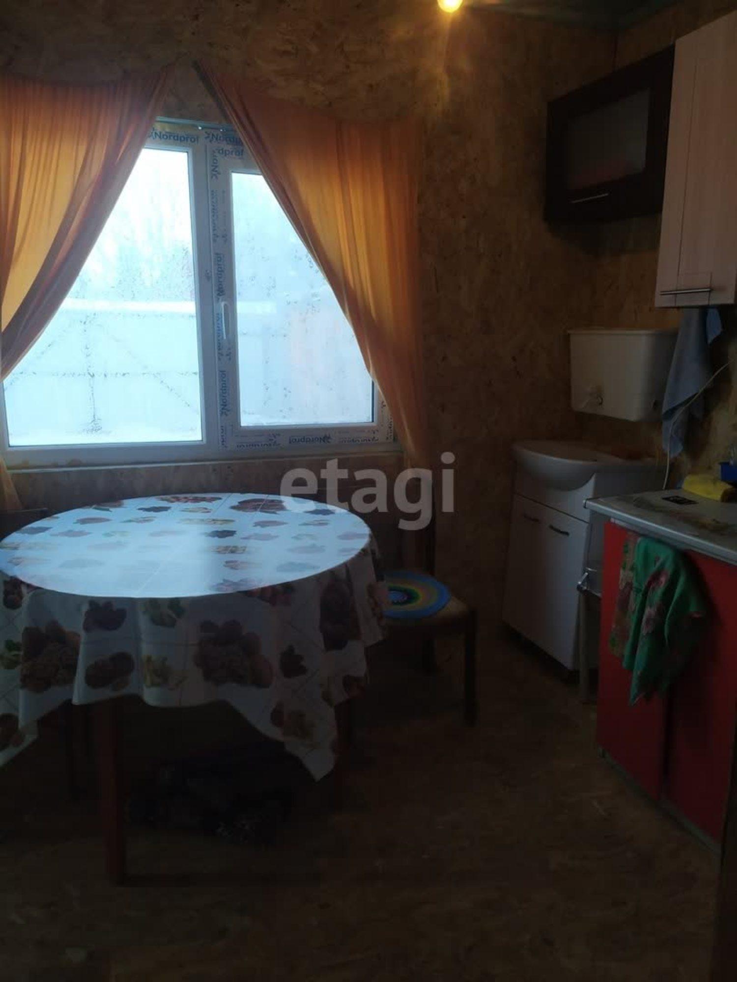 Купить дачу, дом, коттедж за 2 200 000 рублей на 4-ая,
