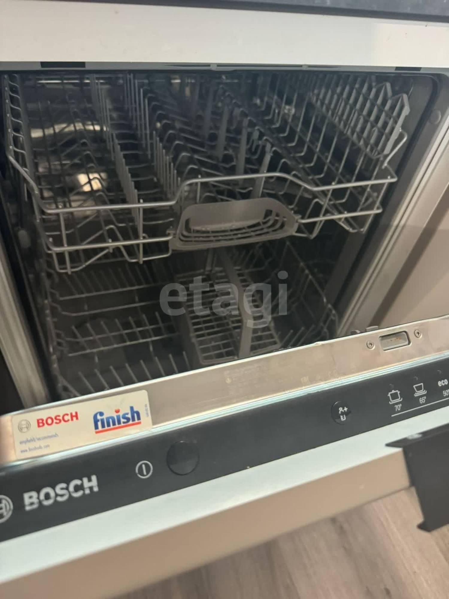 Купить квартиру за 8 800 000 рублей на Тюменская, 1