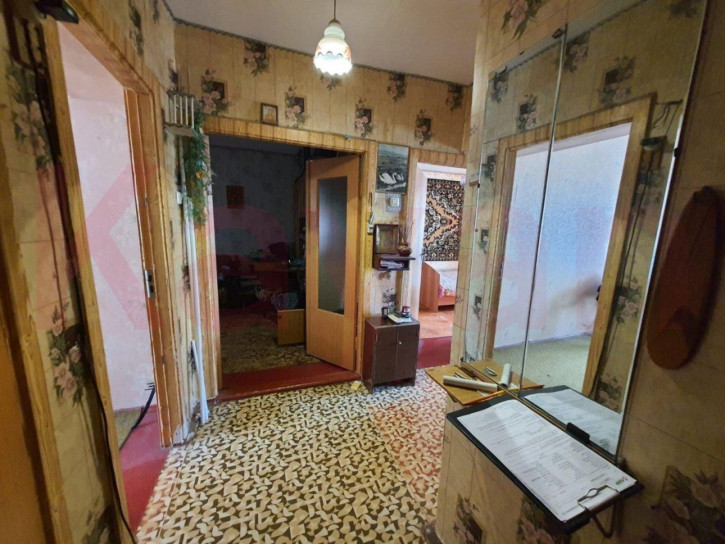 3-комн квартира микрорайон Парус ул.