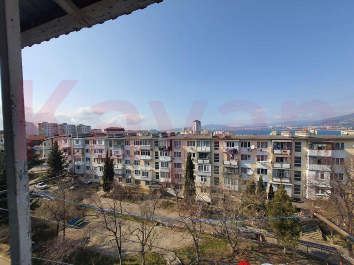 3-комн квартира микрорайон Парус ул.