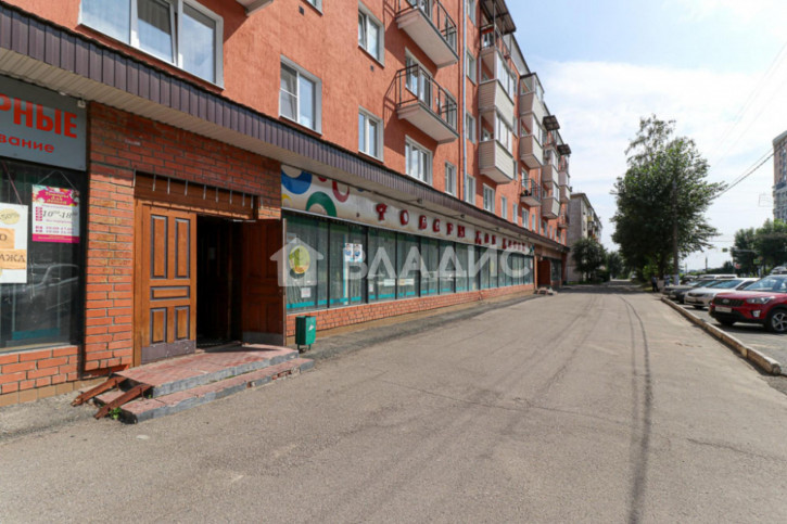 Торговое помещение Октябрьский проспект