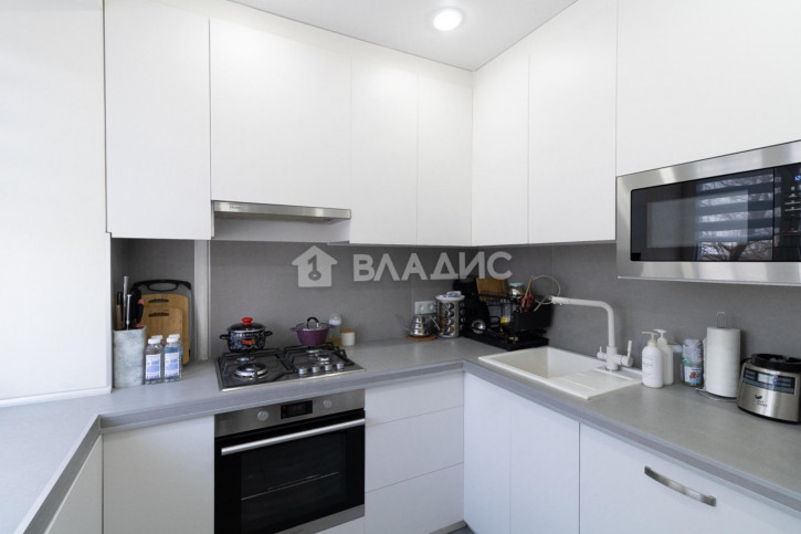 3-комн квартира улица Горького